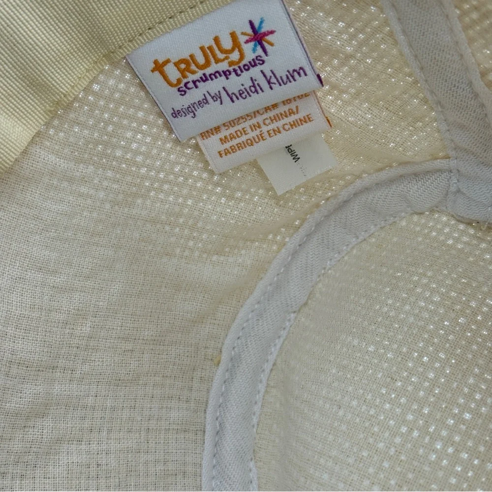 TRULY Tan and Blue Fedora Hat with Striped Band Unisex Size 4T.